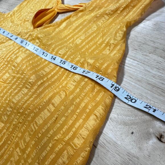 Frame Silk Crinkle Draped Halter Neck Top Orange Women's Size Large New With Tag - Picture 10 of 11